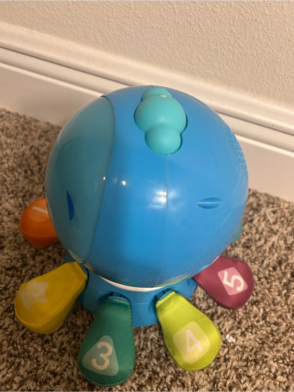Baby Einstein Ocean Explorer - Blue Octopus Crawl and Chase